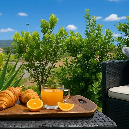Orange-villetta Con Piscina ,giardino E Parcheggio Viddalba